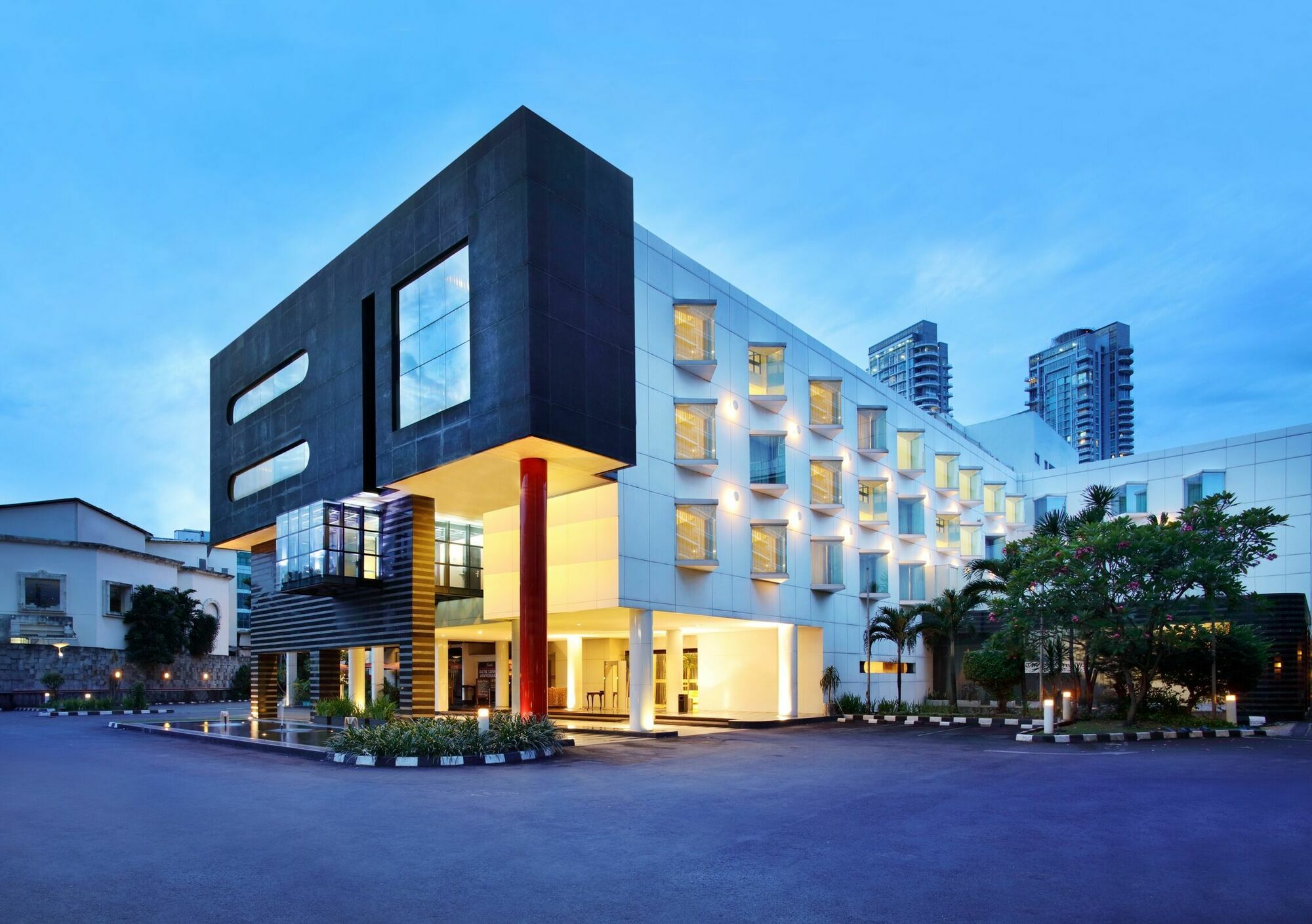 Hotel Grandkemang 4*